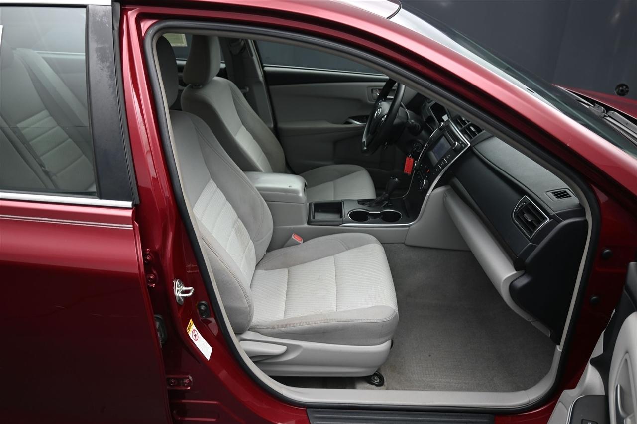 Toyota Camry LE 2017