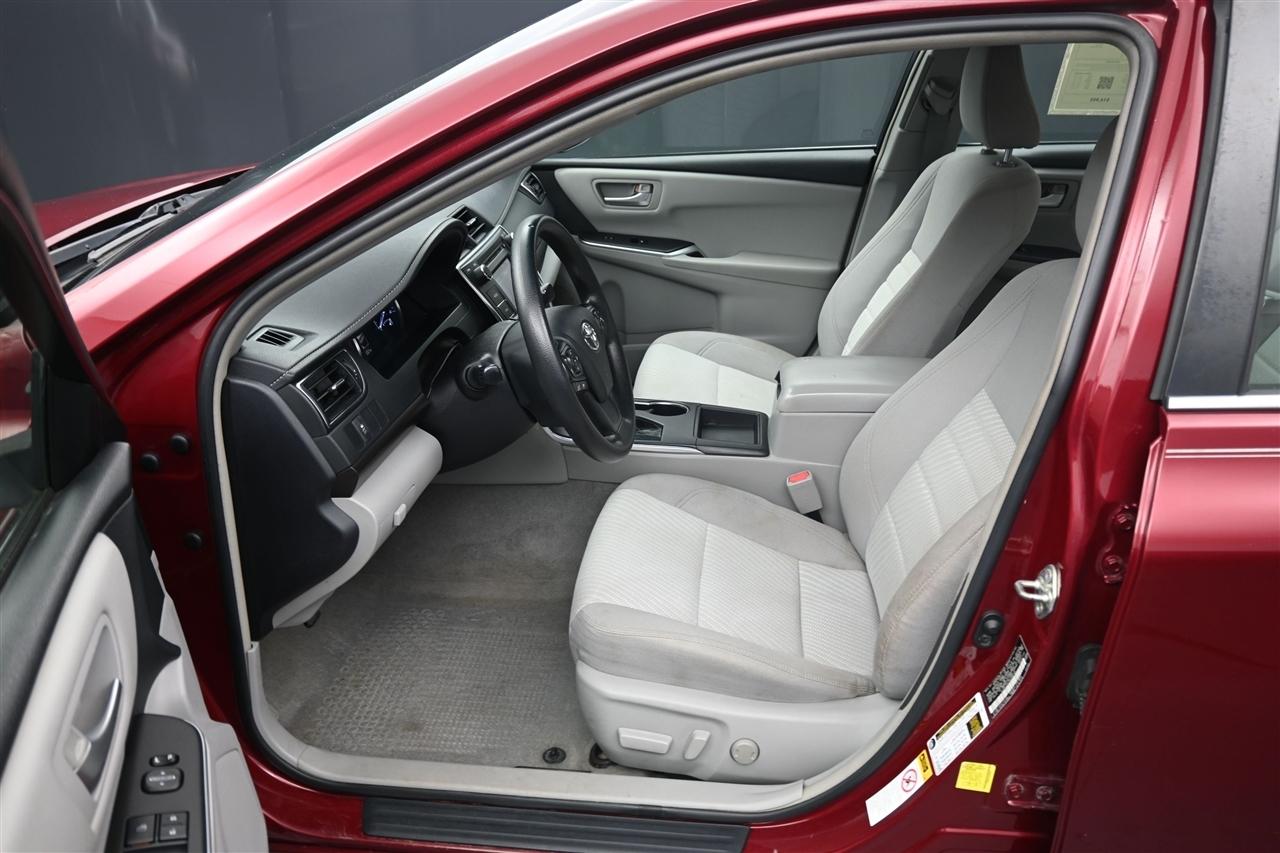 Toyota Camry LE 2017