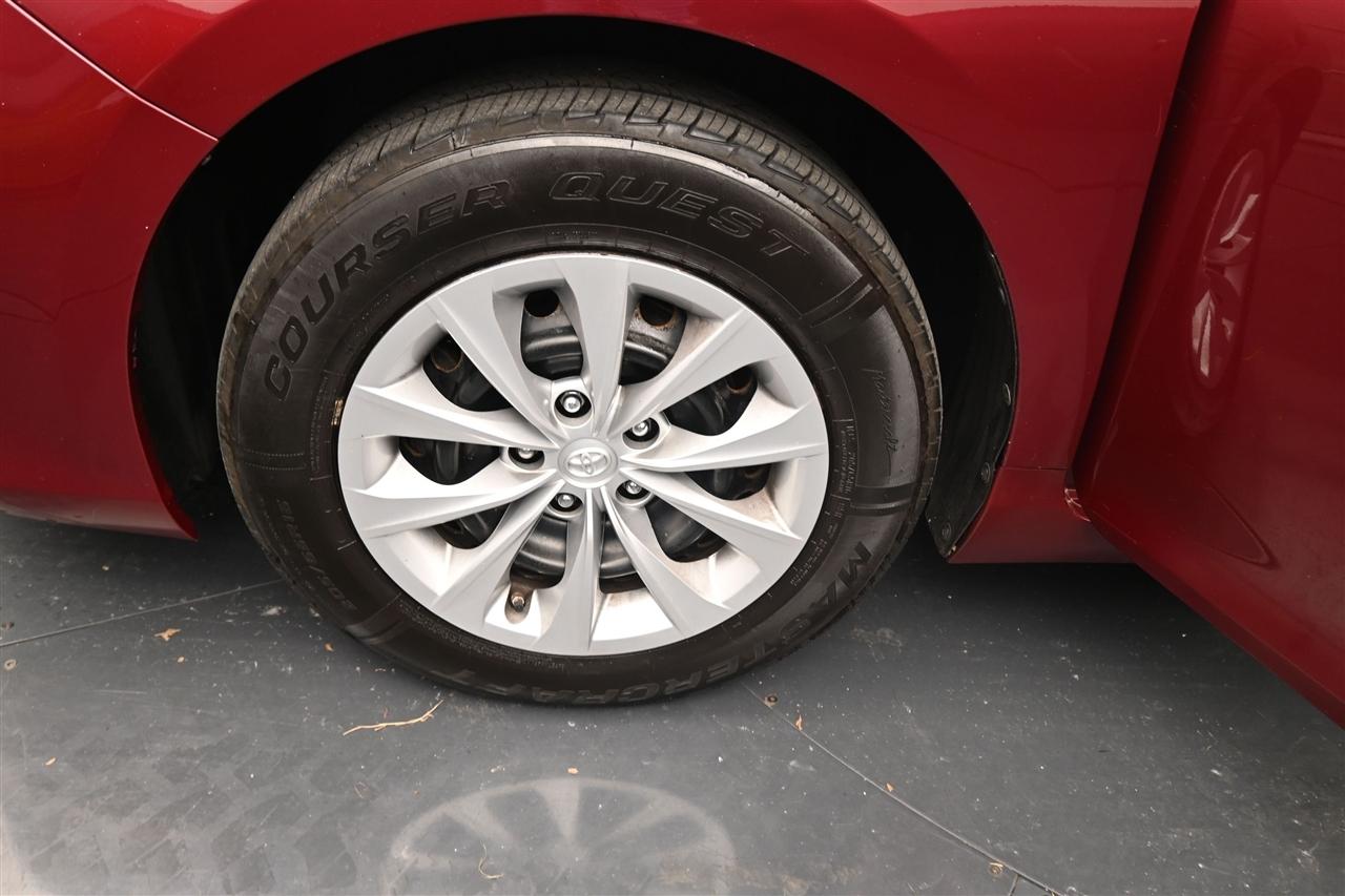 Toyota Camry LE 2017