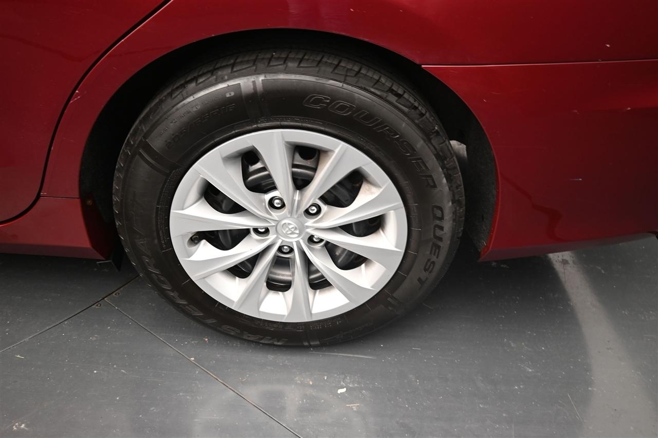 Toyota Camry LE 2017