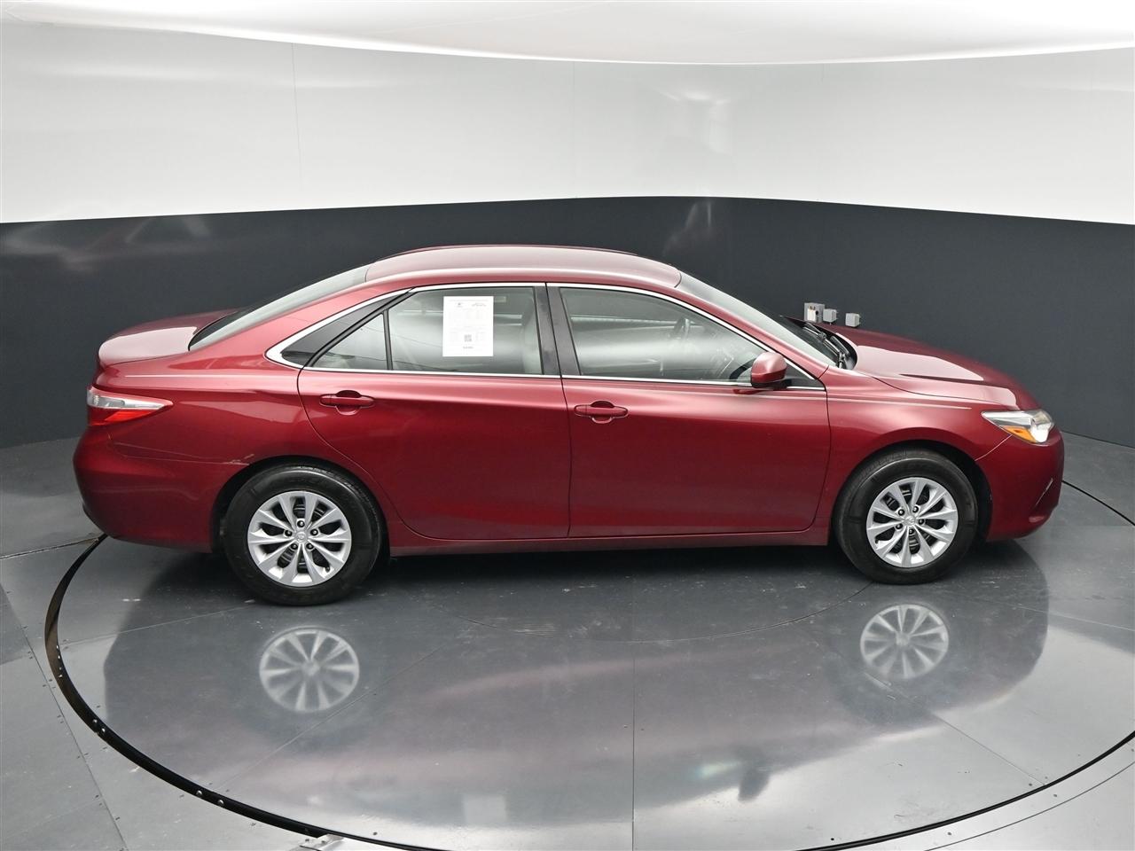 Toyota Camry LE 2017