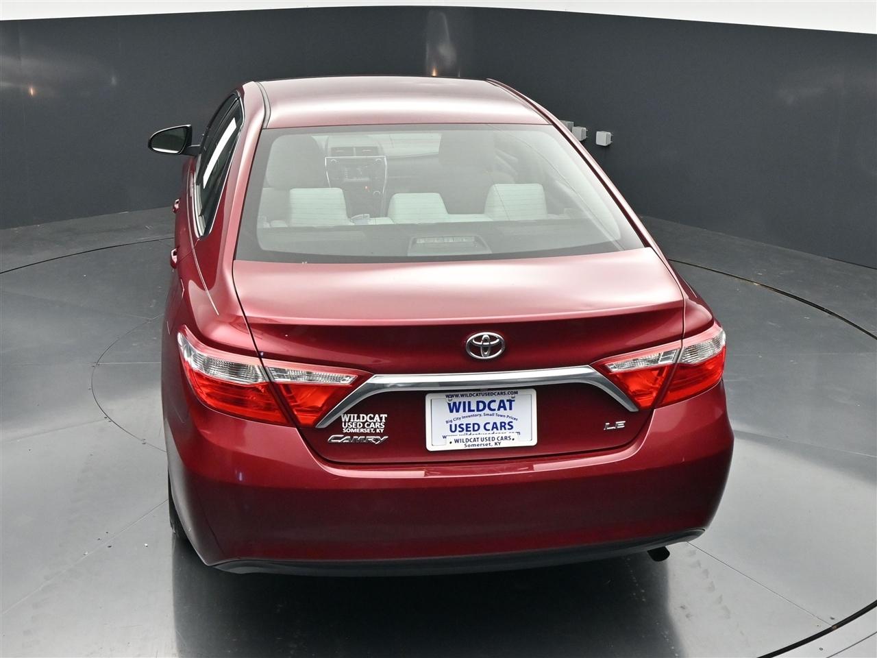 Toyota Camry LE 2017