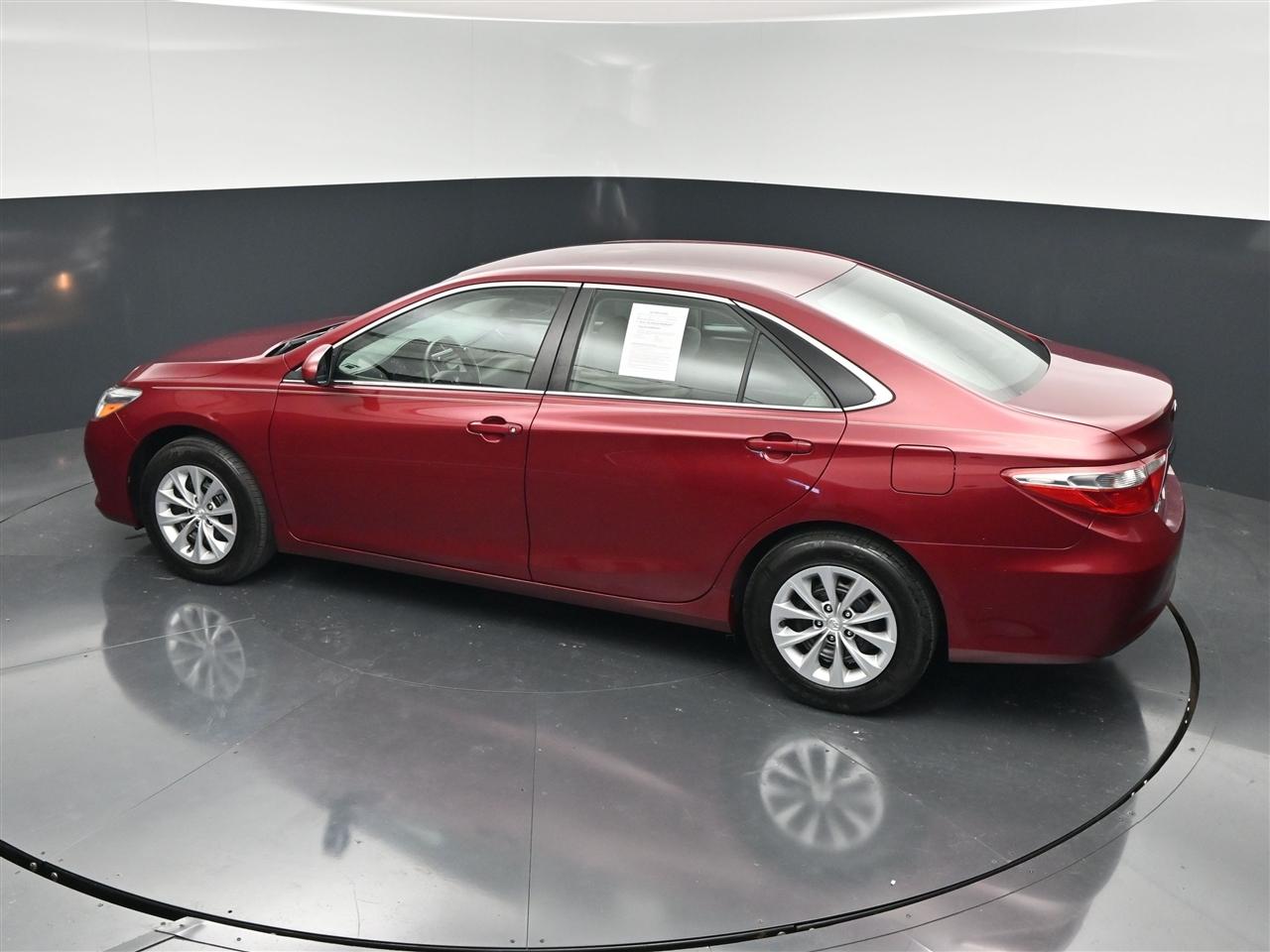 Toyota Camry LE 2017