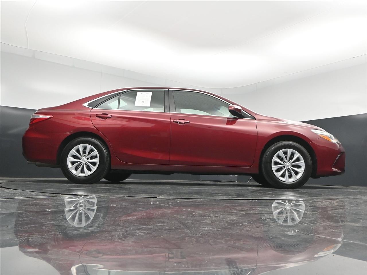 Toyota Camry LE 2017
