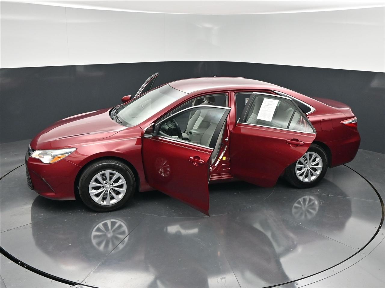 Toyota Camry LE 2017