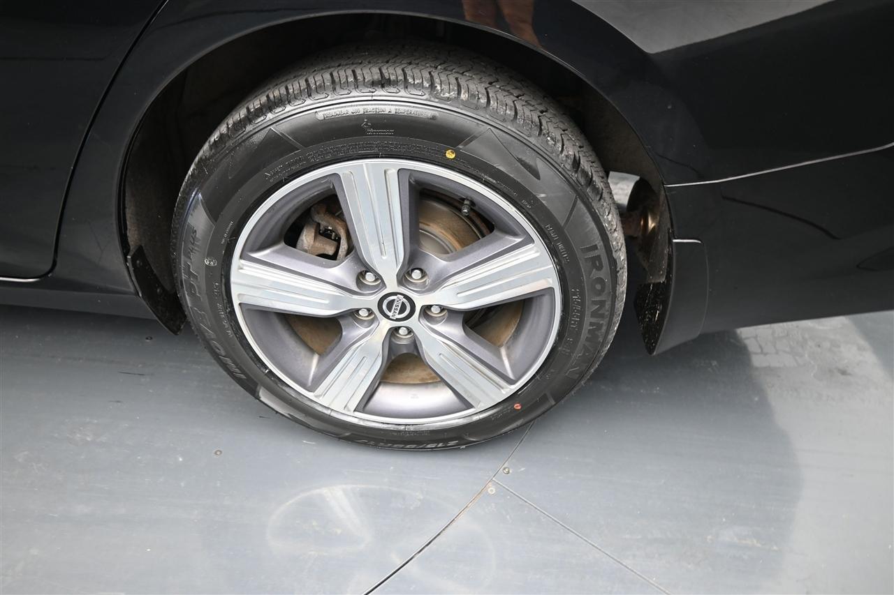 Nissan Altima 2.5 SL AWD 2020
