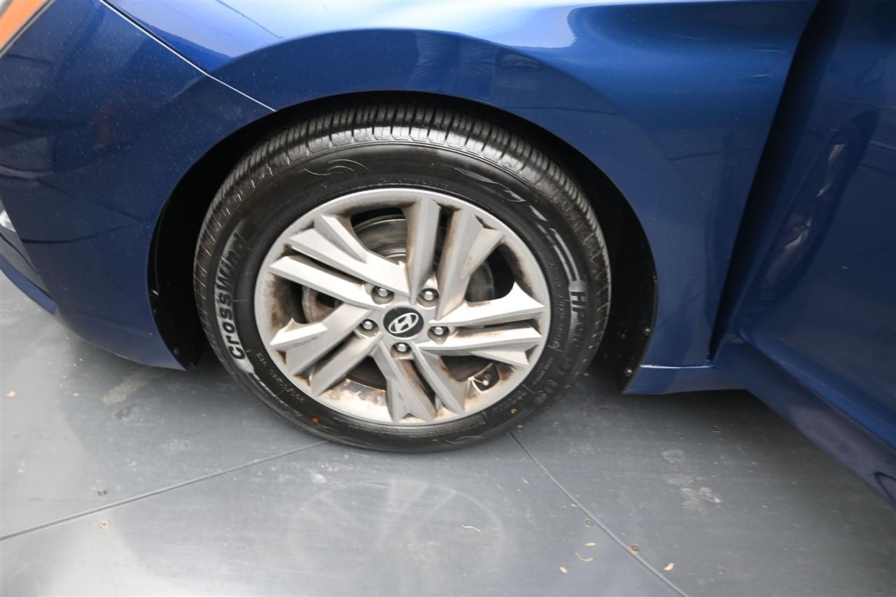 Hyundai Elantra Limited 2019