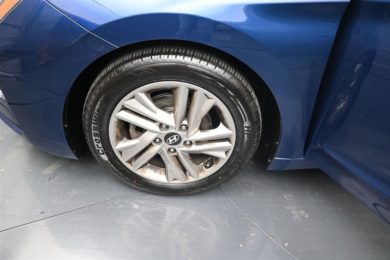 Hyundai Elantra Limited 2019