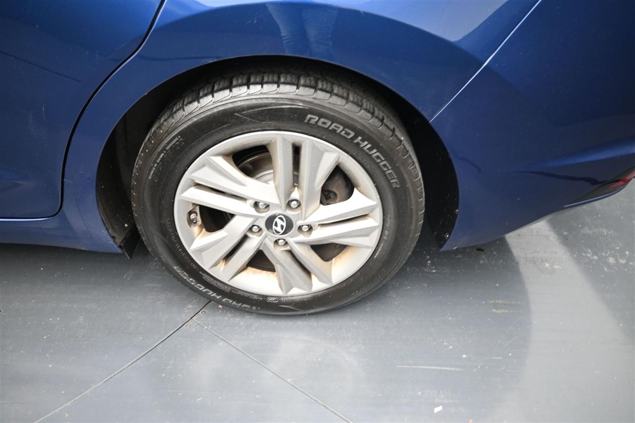 Hyundai Elantra Limited 2019