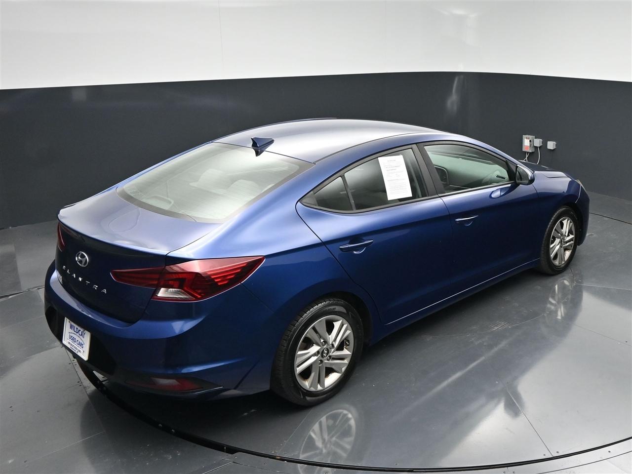 Hyundai Elantra Limited 2019