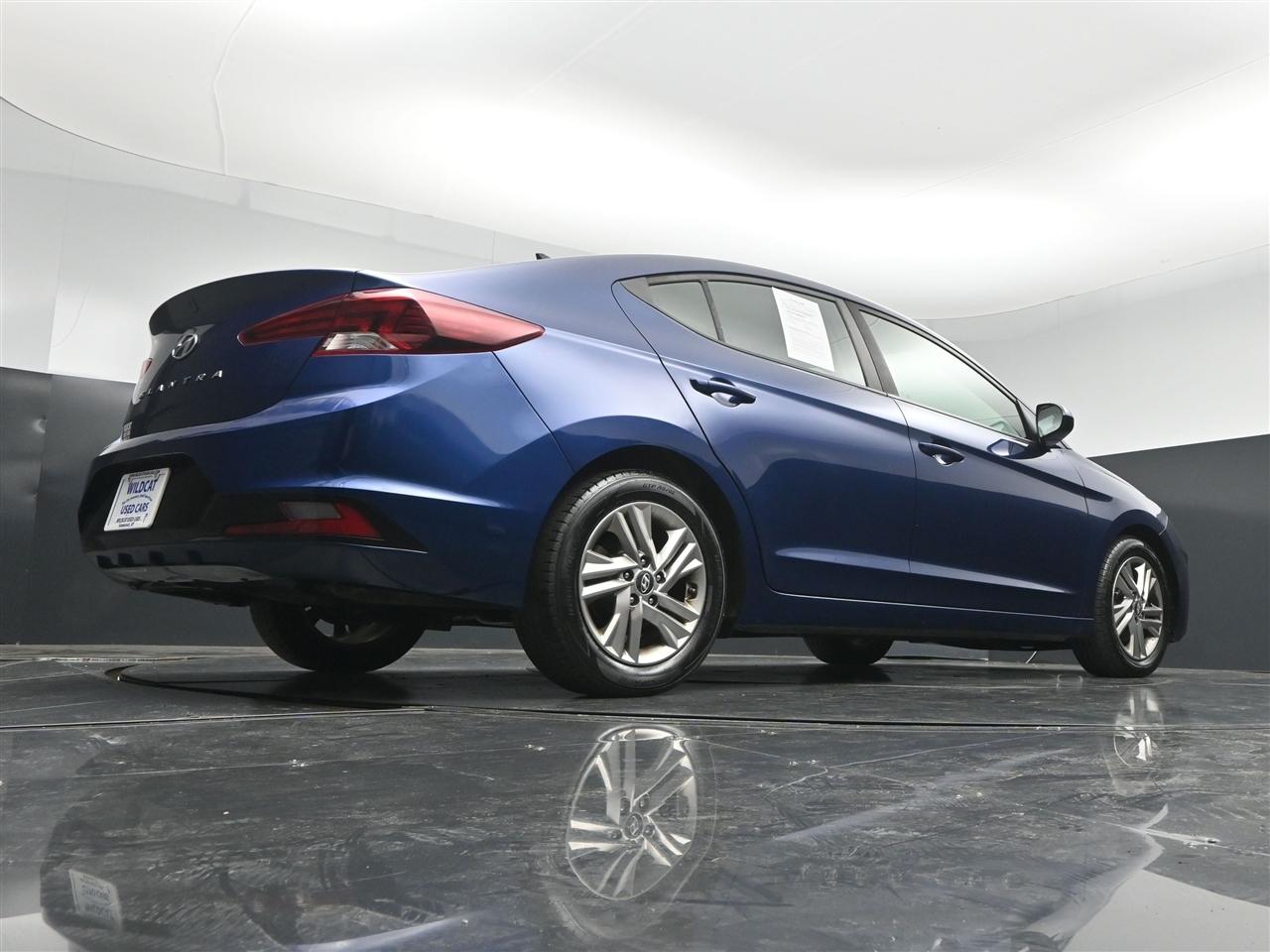 Hyundai Elantra Limited 2019
