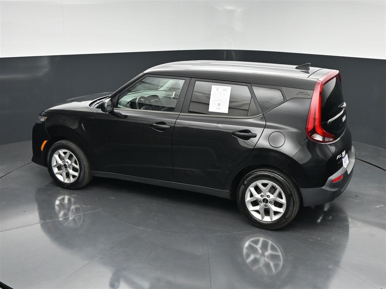 Kia Soul LX CVT 2022