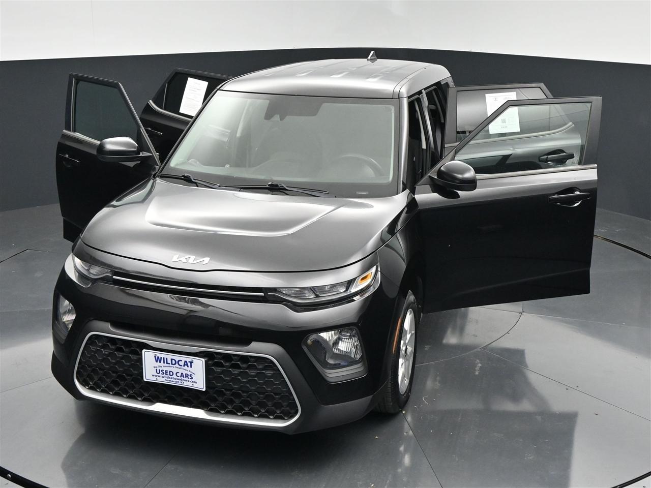 Kia Soul LX CVT 2022