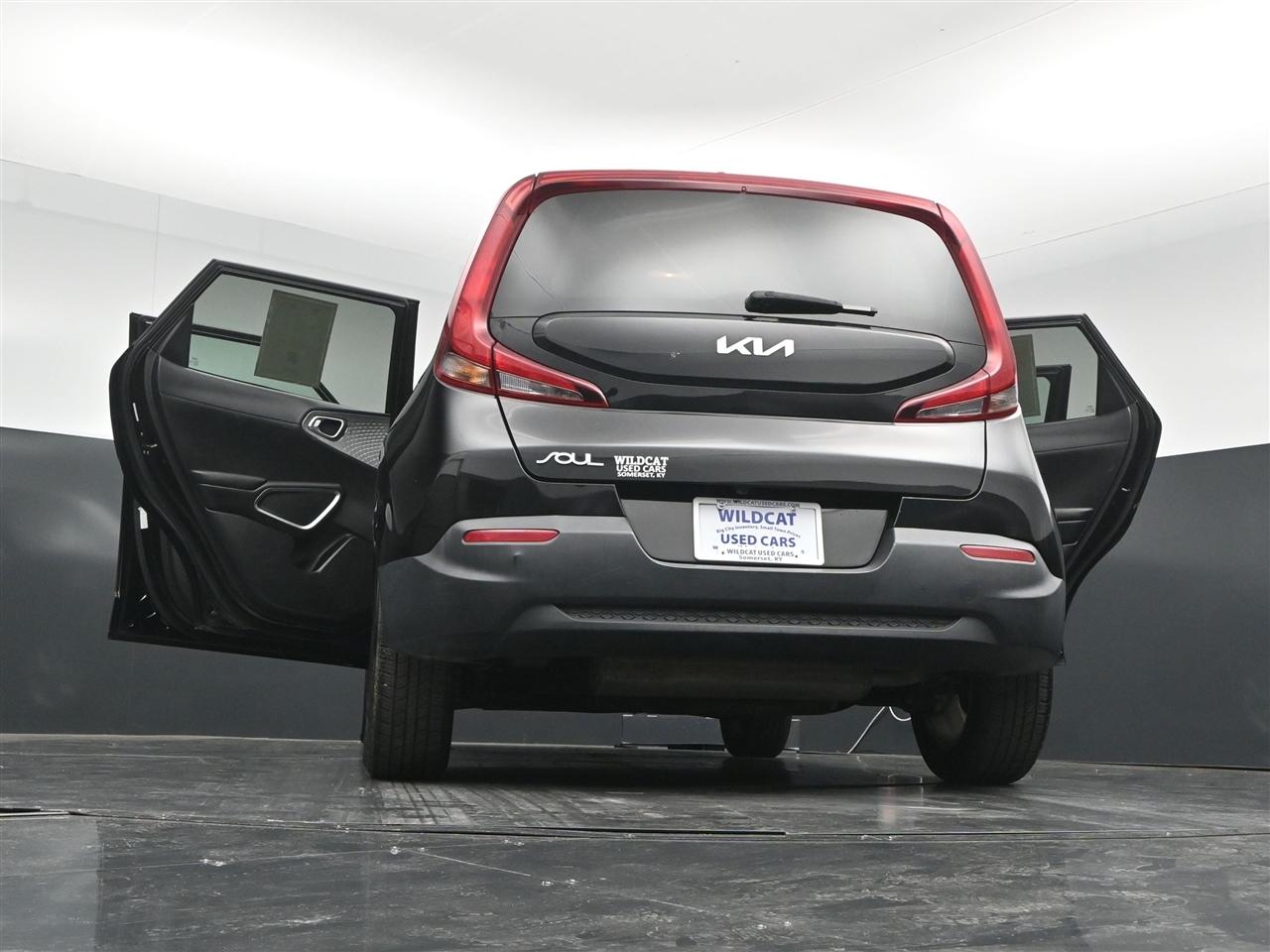Kia Soul LX CVT 2022