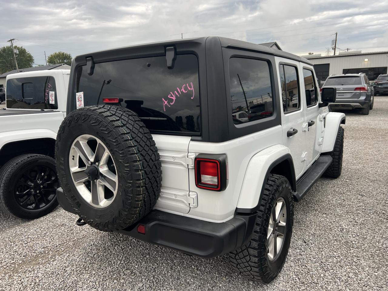 Jeep Wrangler Unlimited Sahara 2021