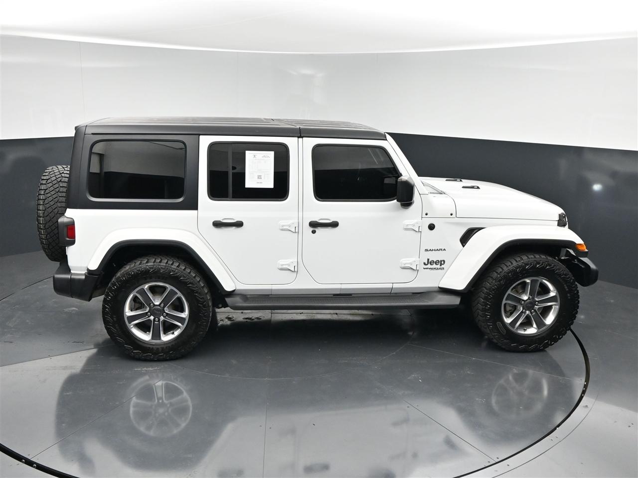 Jeep Wrangler Unlimited Sahara 2021