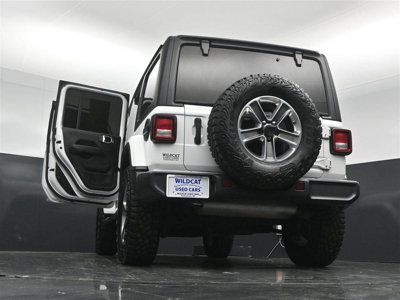 Jeep Wrangler Unlimited Sahara 2021