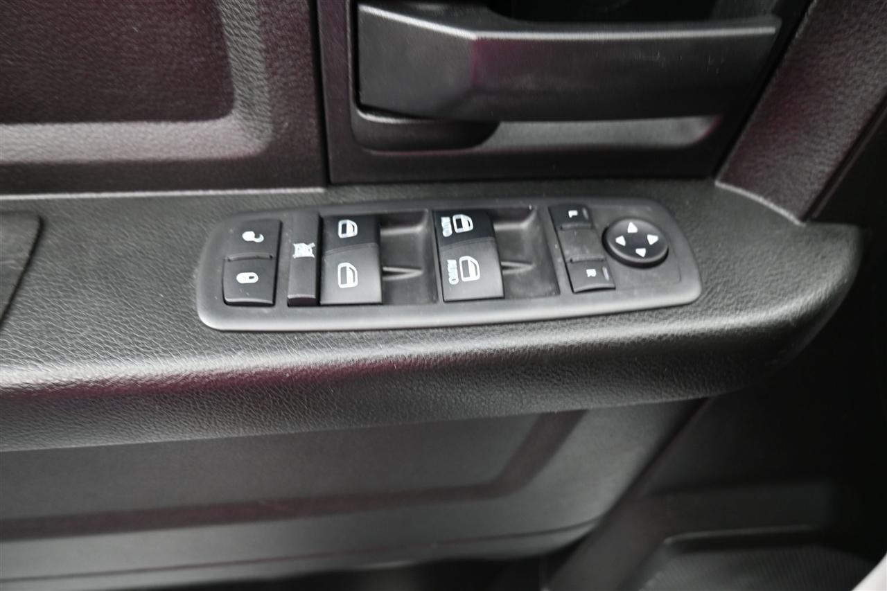 RAM 1500 Classic Tradesman Crew Cab SWB 2WD 2019