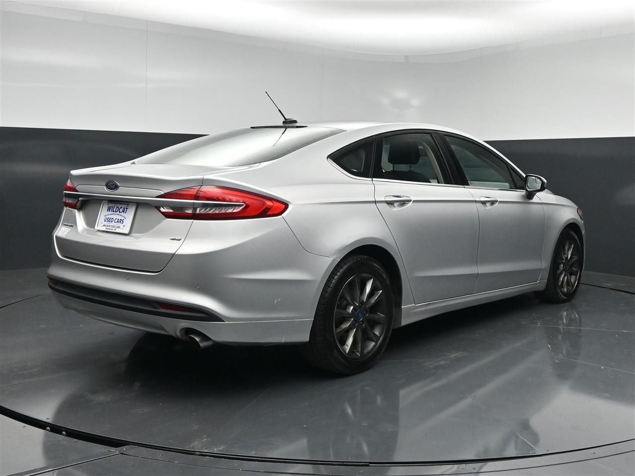 Ford Fusion SE 2017