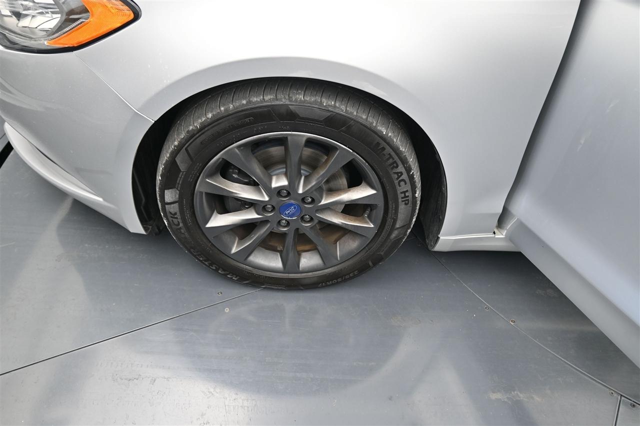 Ford Fusion SE 2017