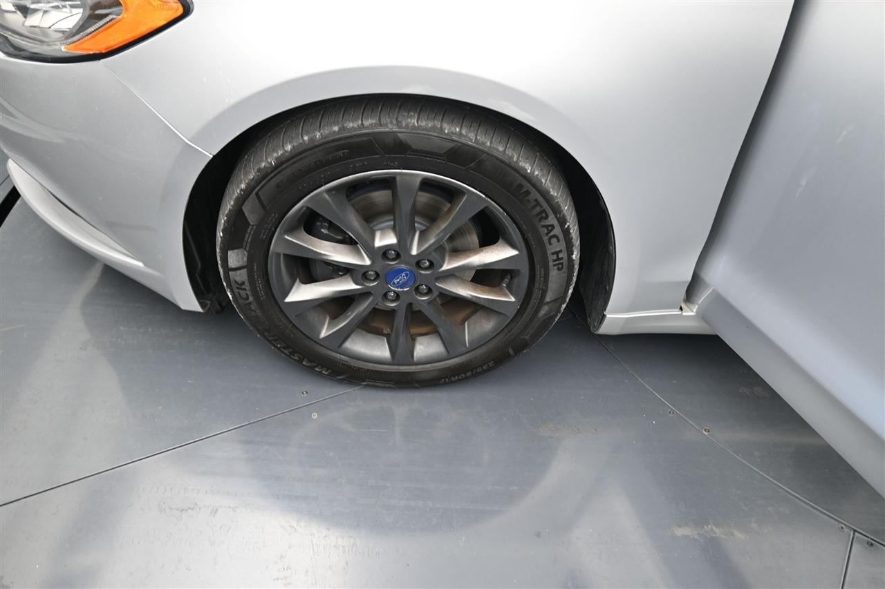 Ford Fusion SE 2017
