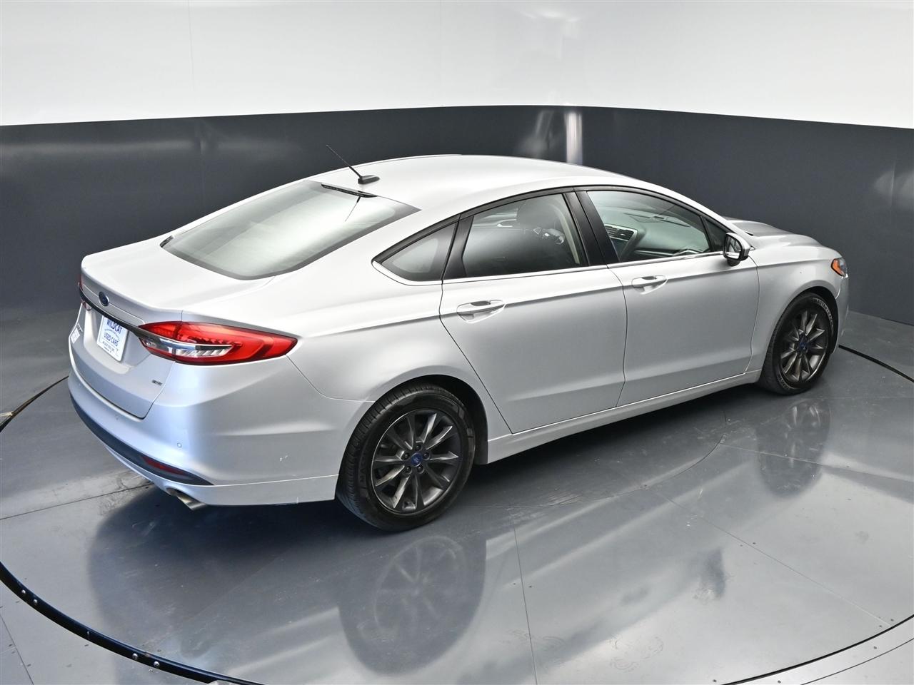 Ford Fusion SE 2017