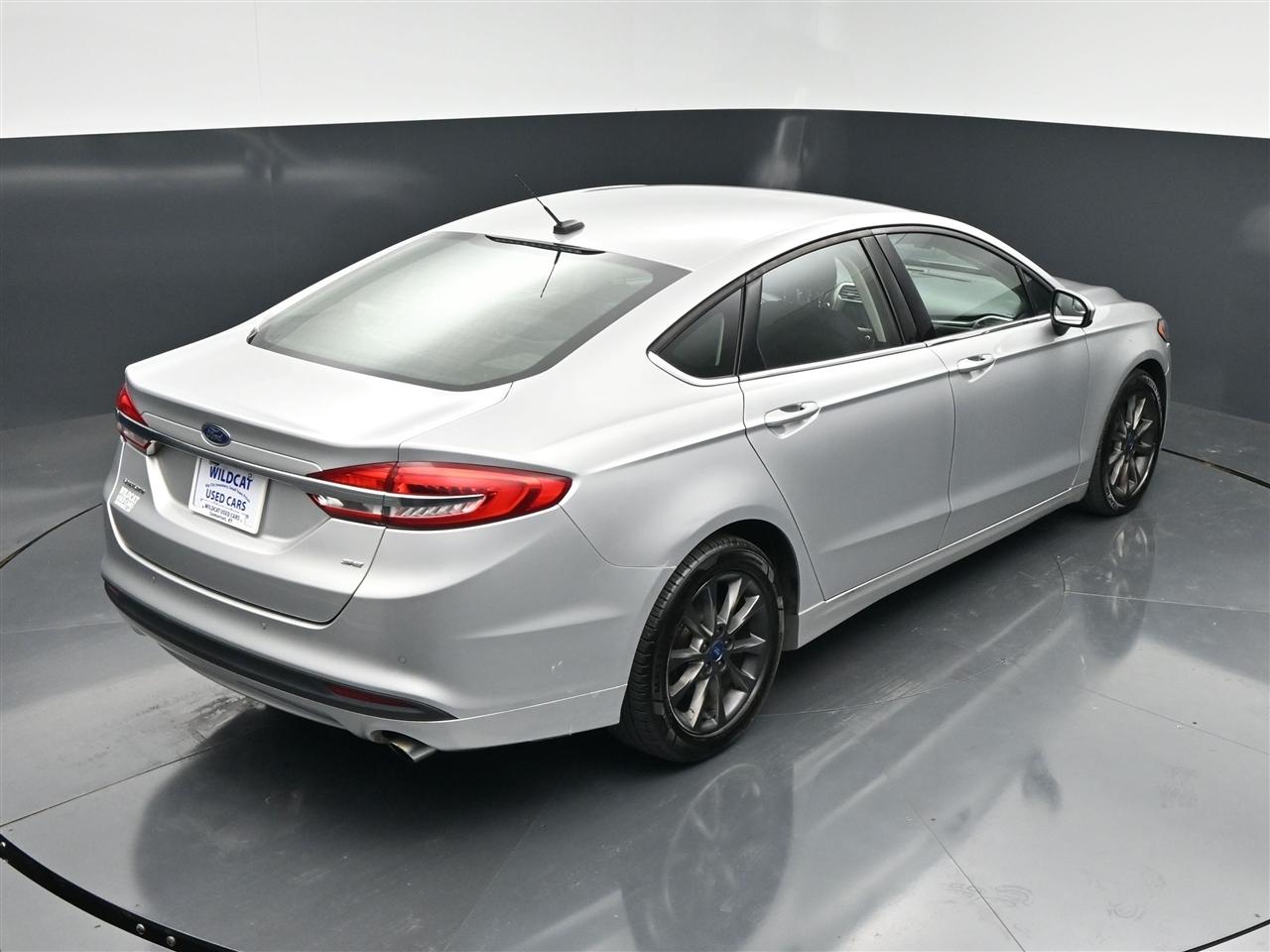 Ford Fusion SE 2017