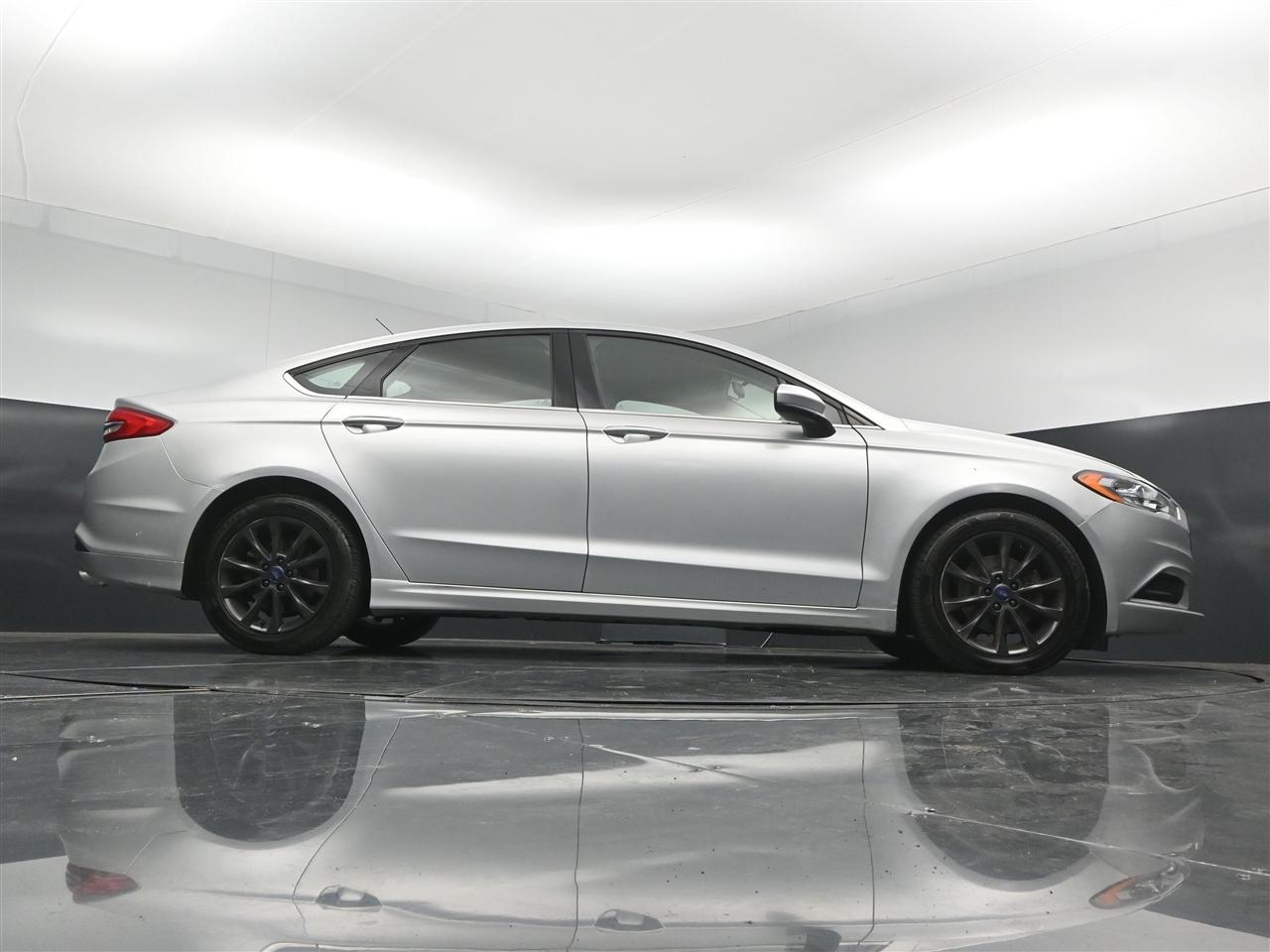 Ford Fusion SE 2017