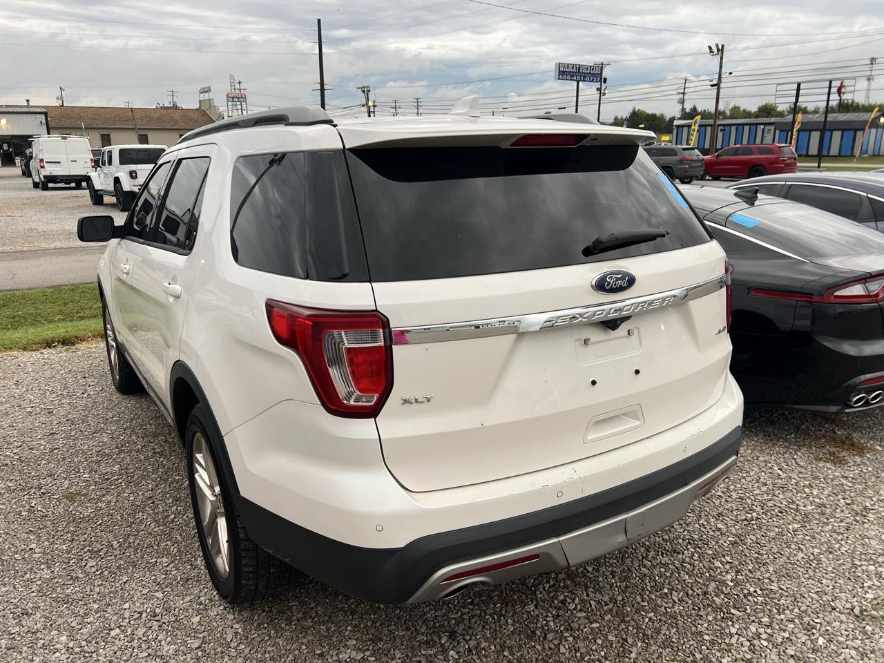 Ford Explorer XLT 4WD 2017