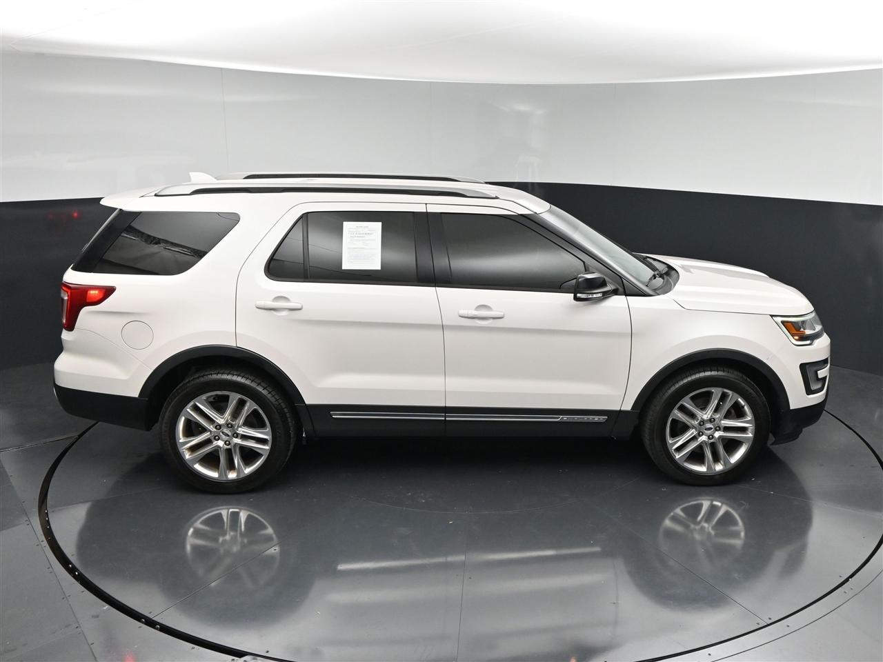 Ford Explorer XLT 4WD 2017