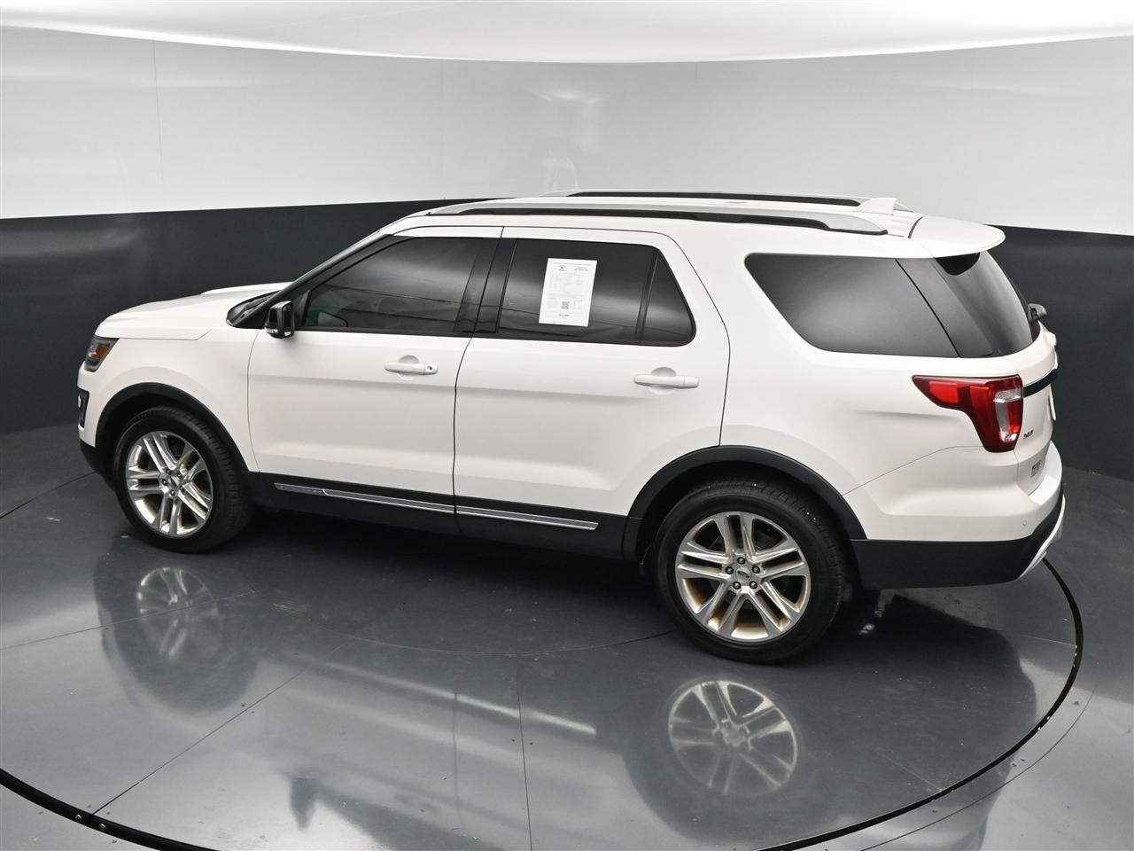 Ford Explorer XLT 4WD 2017