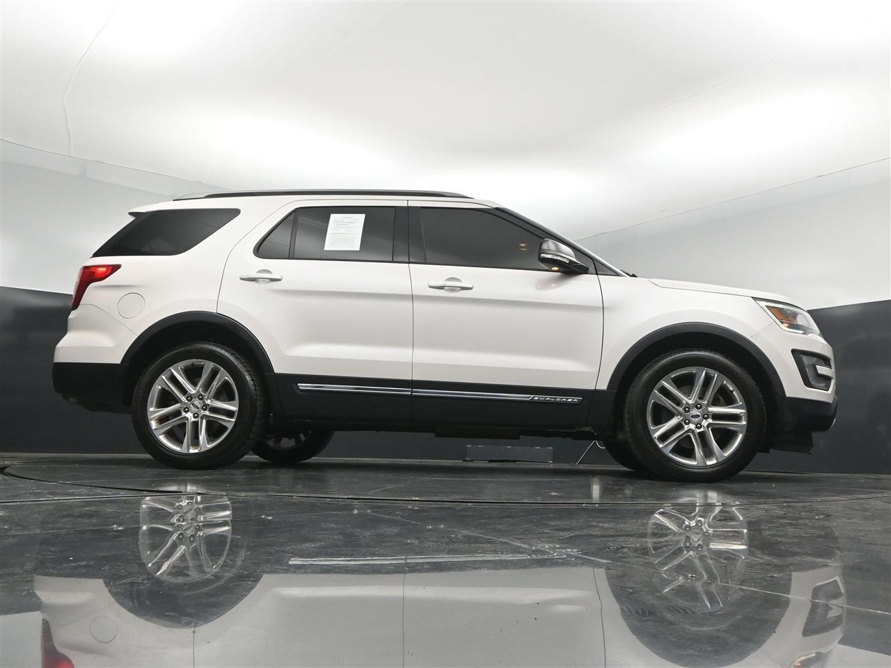 Ford Explorer XLT 4WD 2017