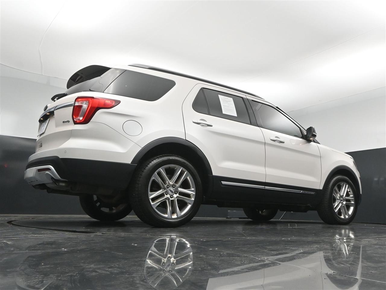 Ford Explorer XLT 4WD 2017