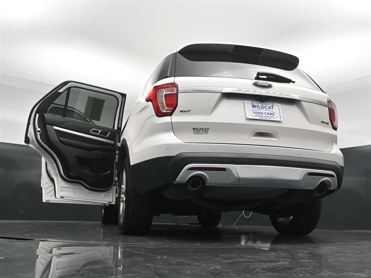 Ford Explorer XLT 4WD 2017