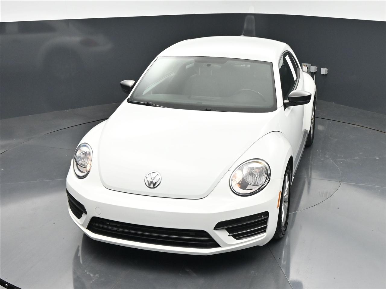 Volkswagen Beetle 2.0T S 2018