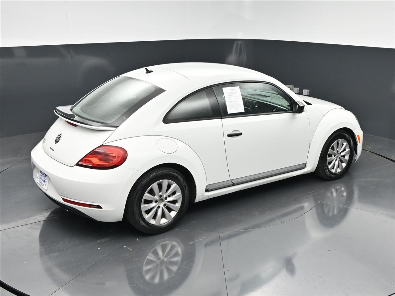 Volkswagen Beetle 2.0T S 2018