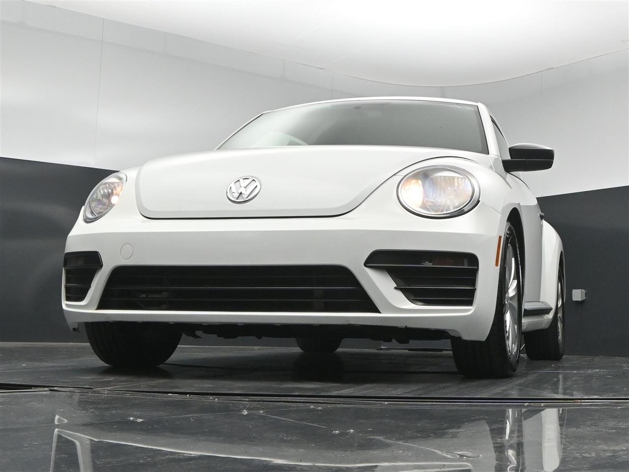 Volkswagen Beetle 2.0T S 2018
