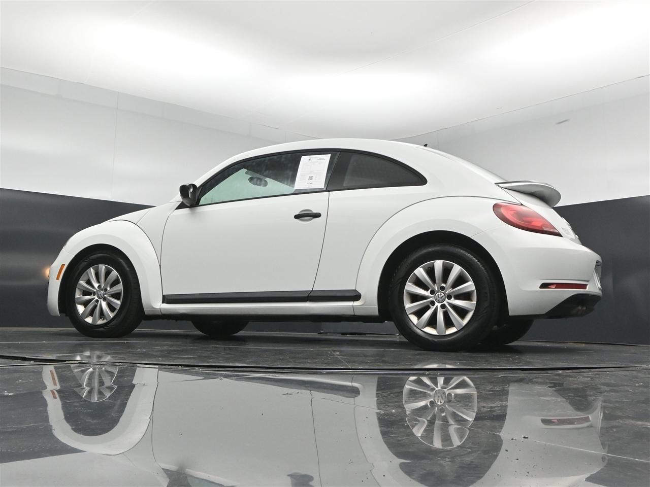 Volkswagen Beetle 2.0T S 2018
