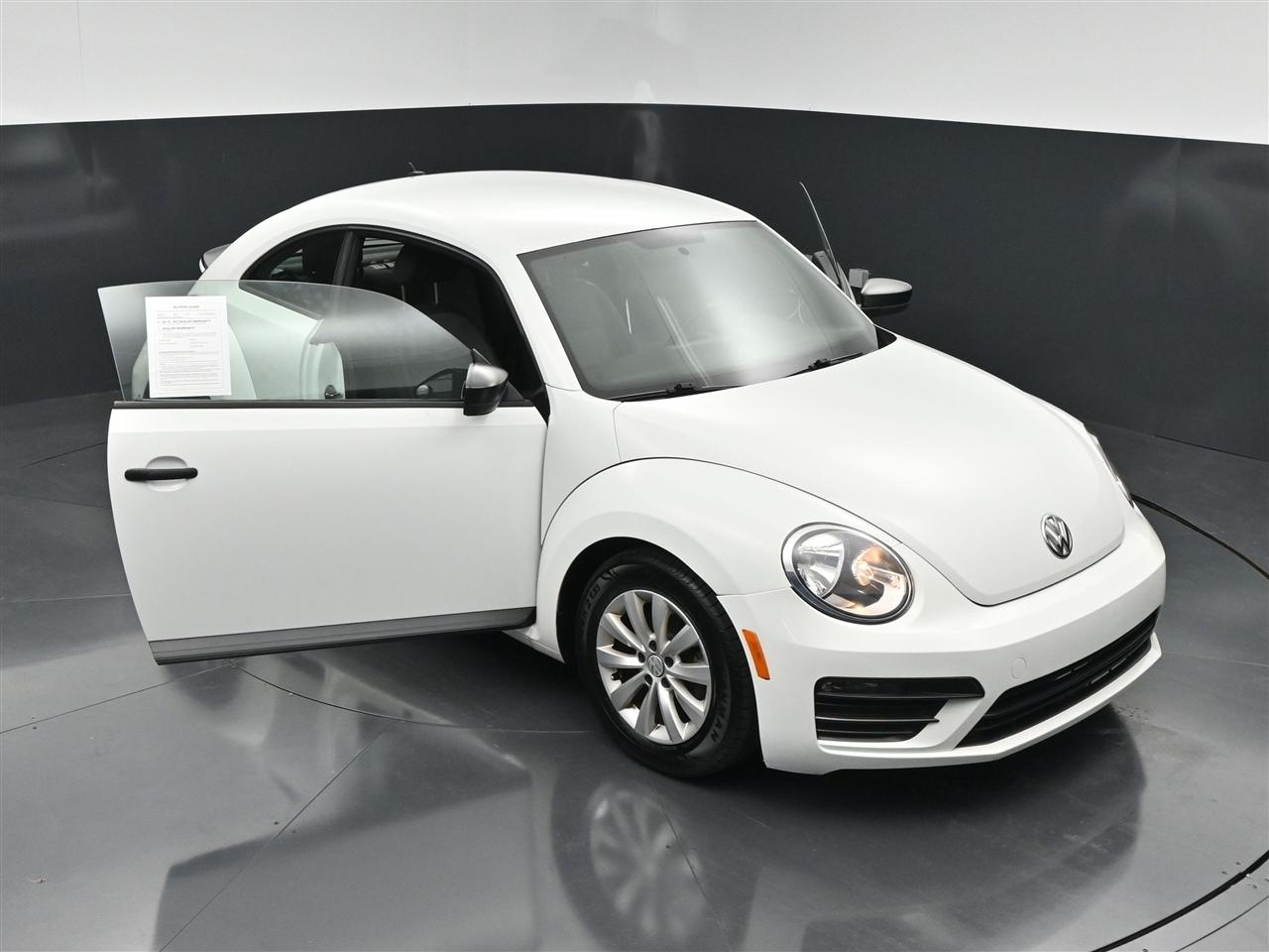 Volkswagen Beetle 2.0T S 2018