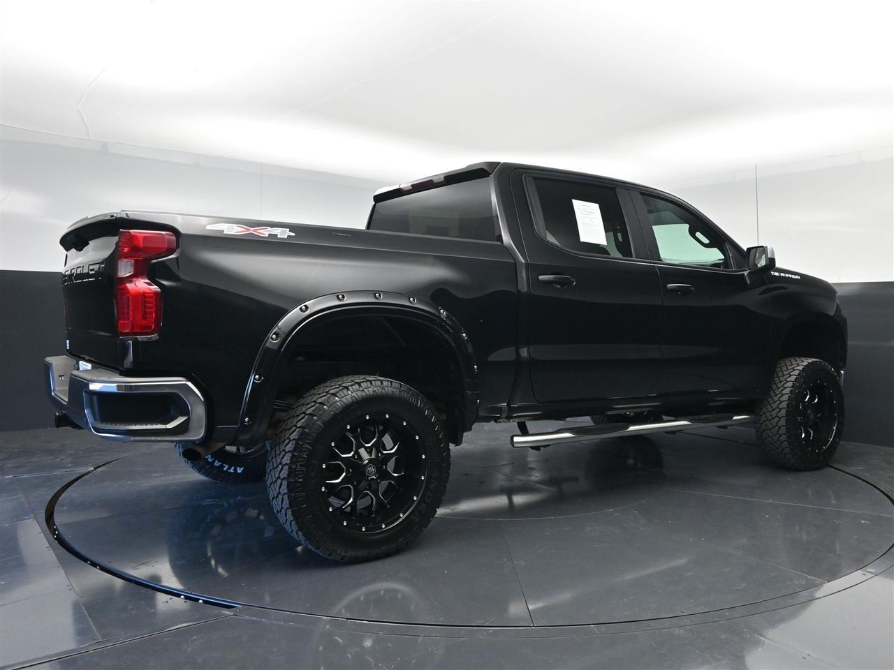 Chevrolet Silverado 1500 LT Crew Cab 4WD 2019
