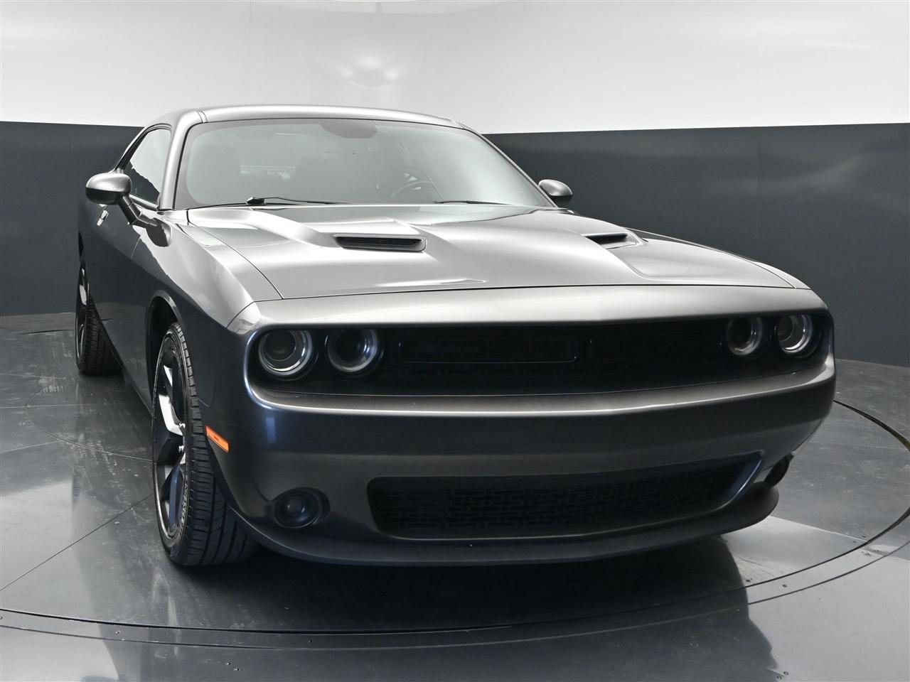 2022 Dodge Challenger SXT