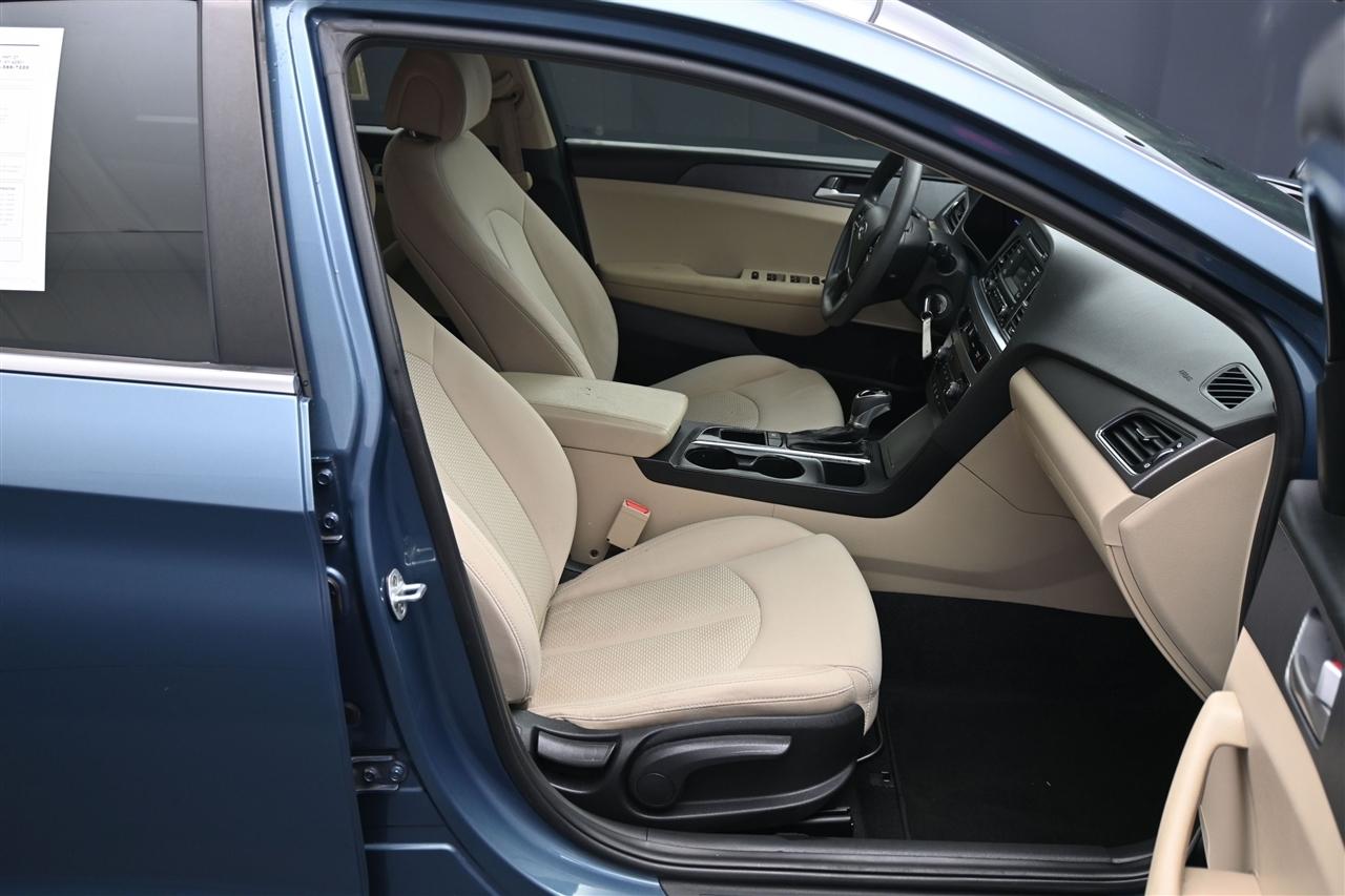 Hyundai Sonata SE 2017