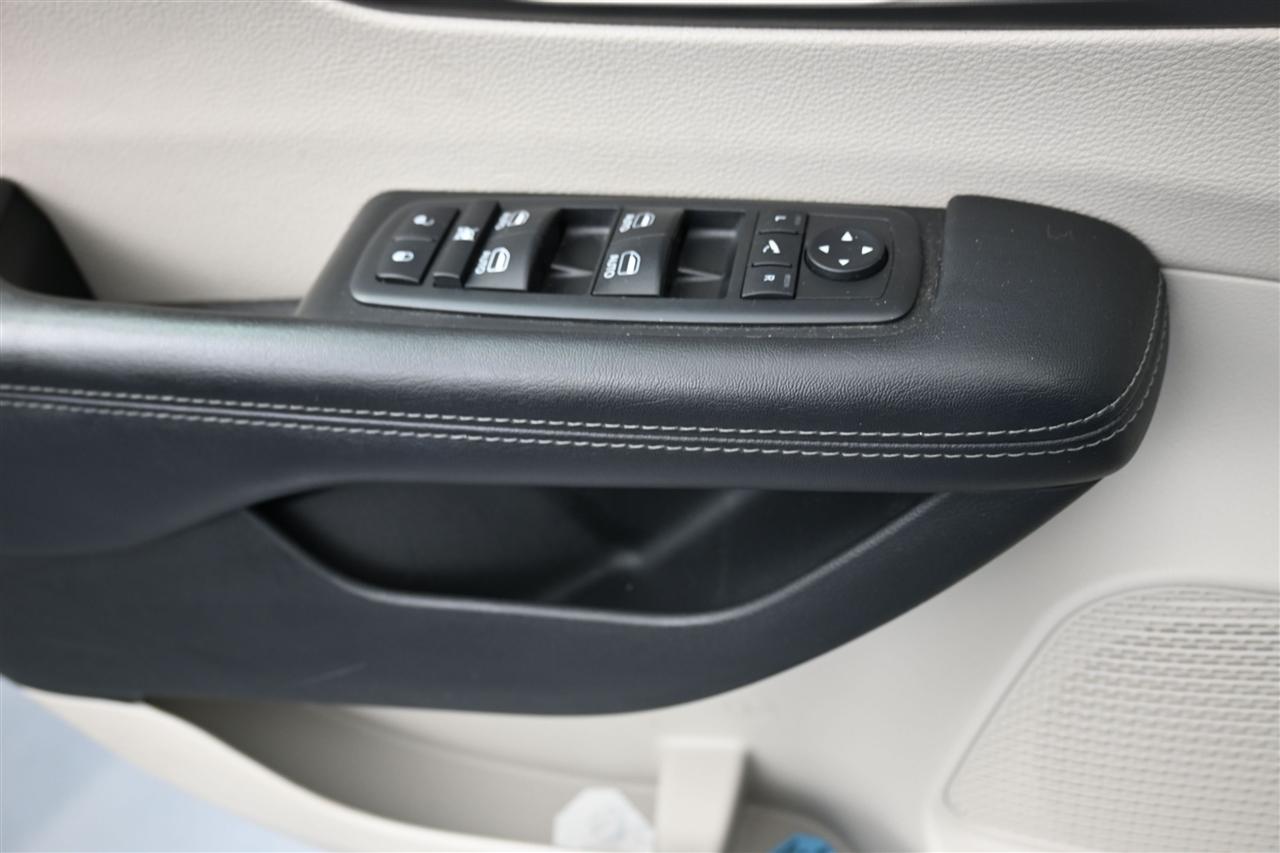 Chrysler Pacifica Limited 2018