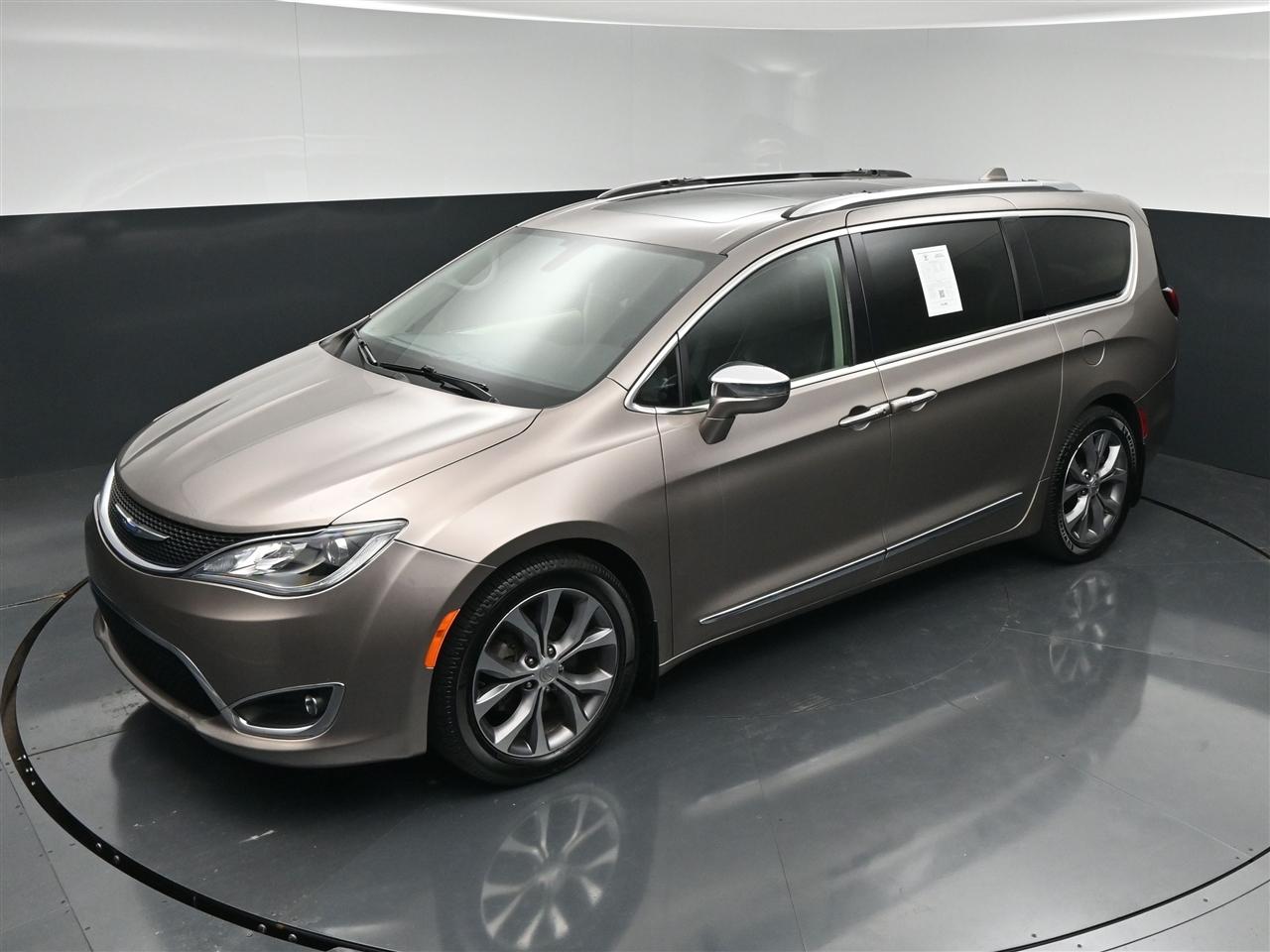 Chrysler Pacifica Limited 2018