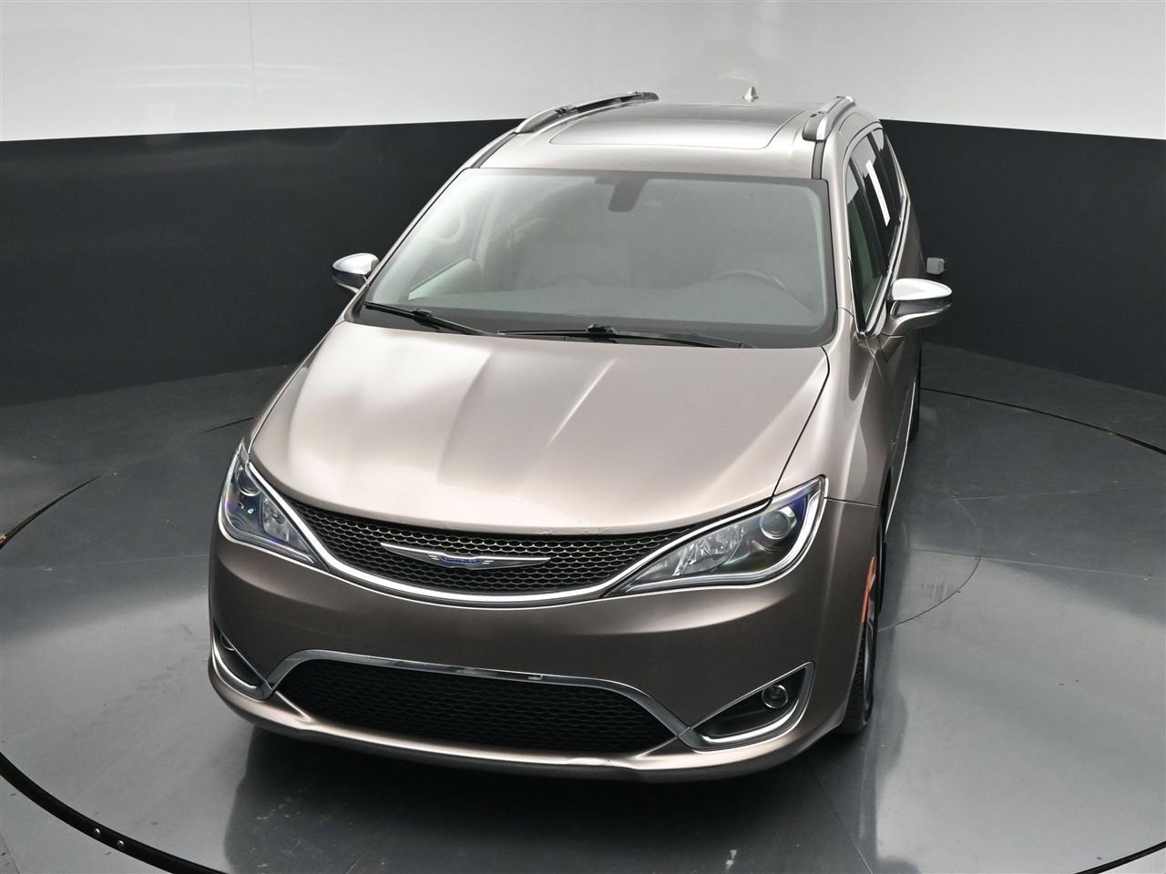 Chrysler Pacifica Limited 2018