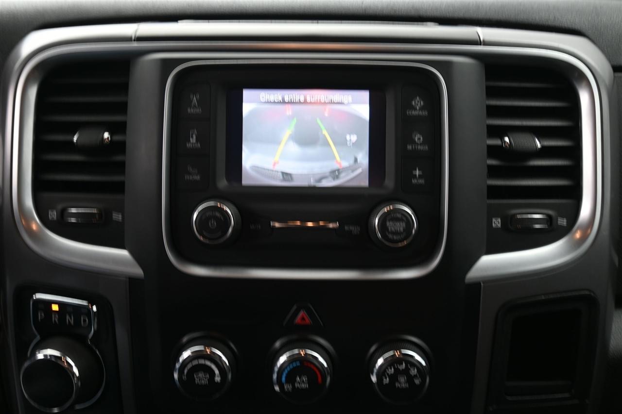 RAM 1500 SLT Quad Cab 4WD 2021