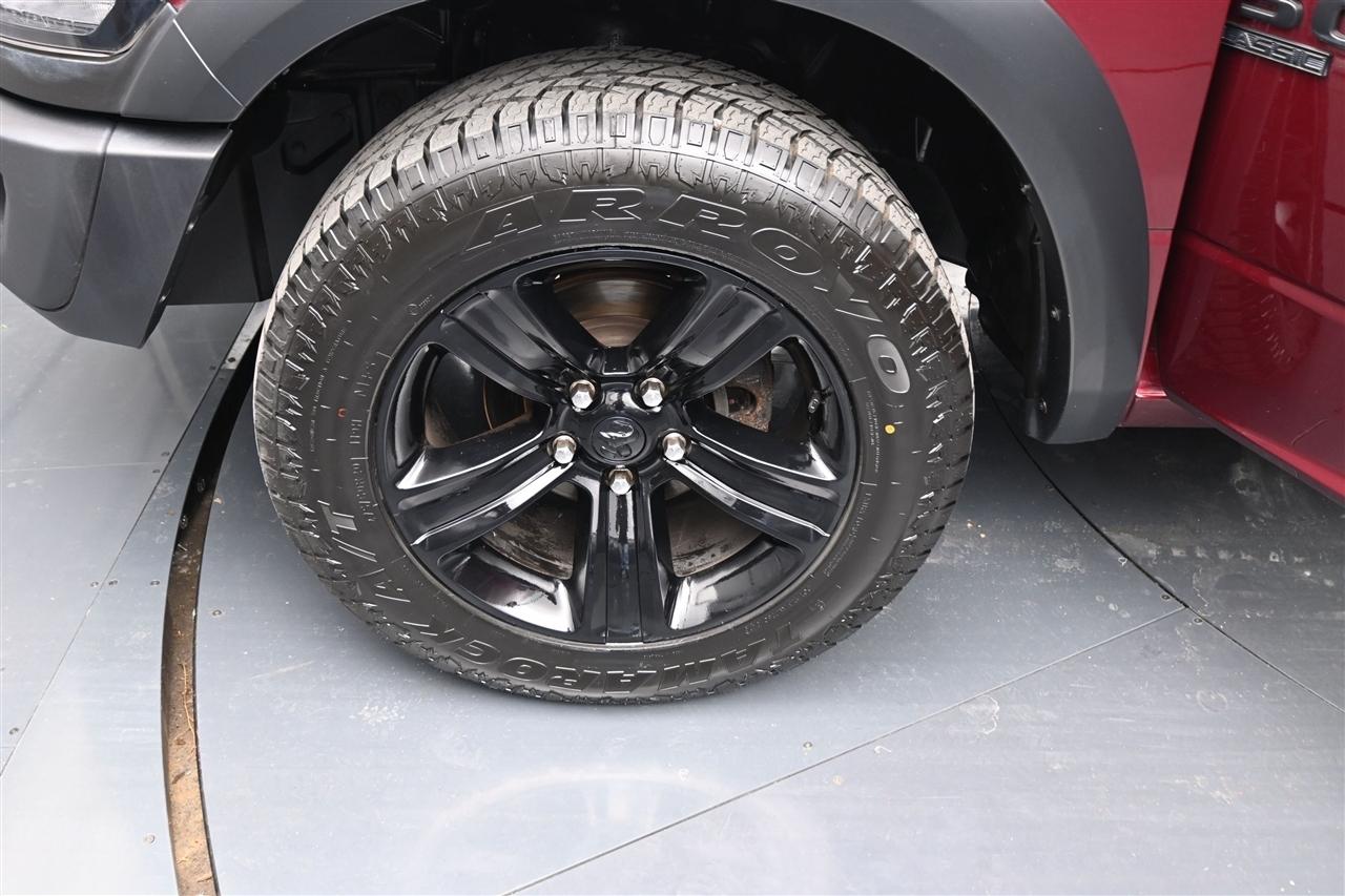 RAM 1500 SLT Quad Cab 4WD 2021