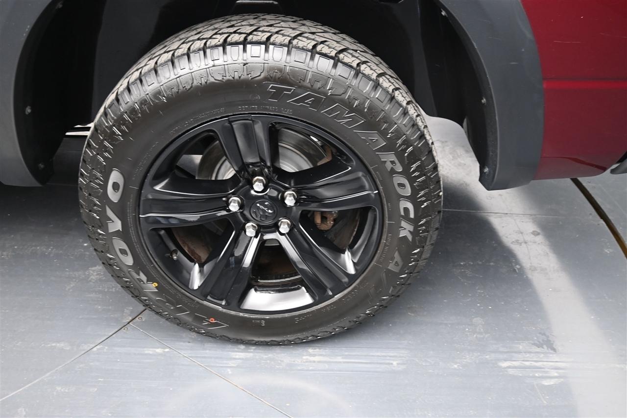 RAM 1500 SLT Quad Cab 4WD 2021