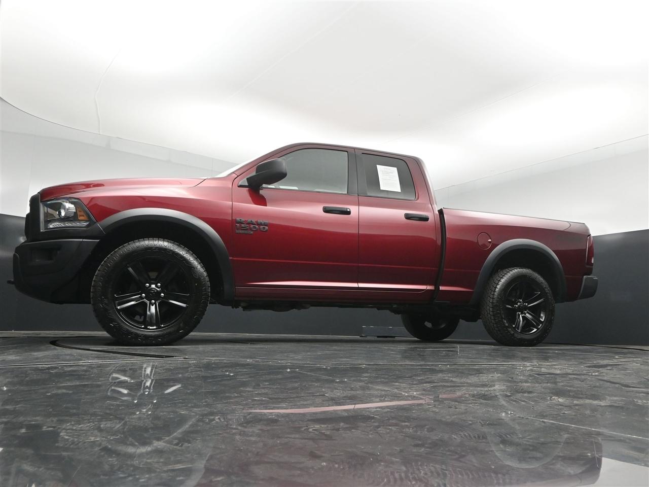 RAM 1500 SLT Quad Cab 4WD 2021
