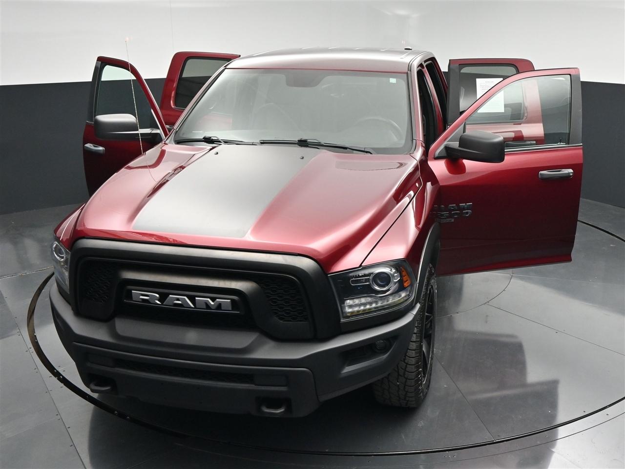 RAM 1500 SLT Quad Cab 4WD 2021